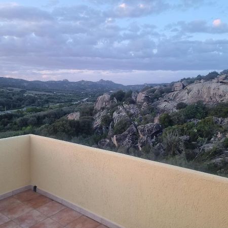 Appartamento Monte Mare Arzachena Εξωτερικό φωτογραφία