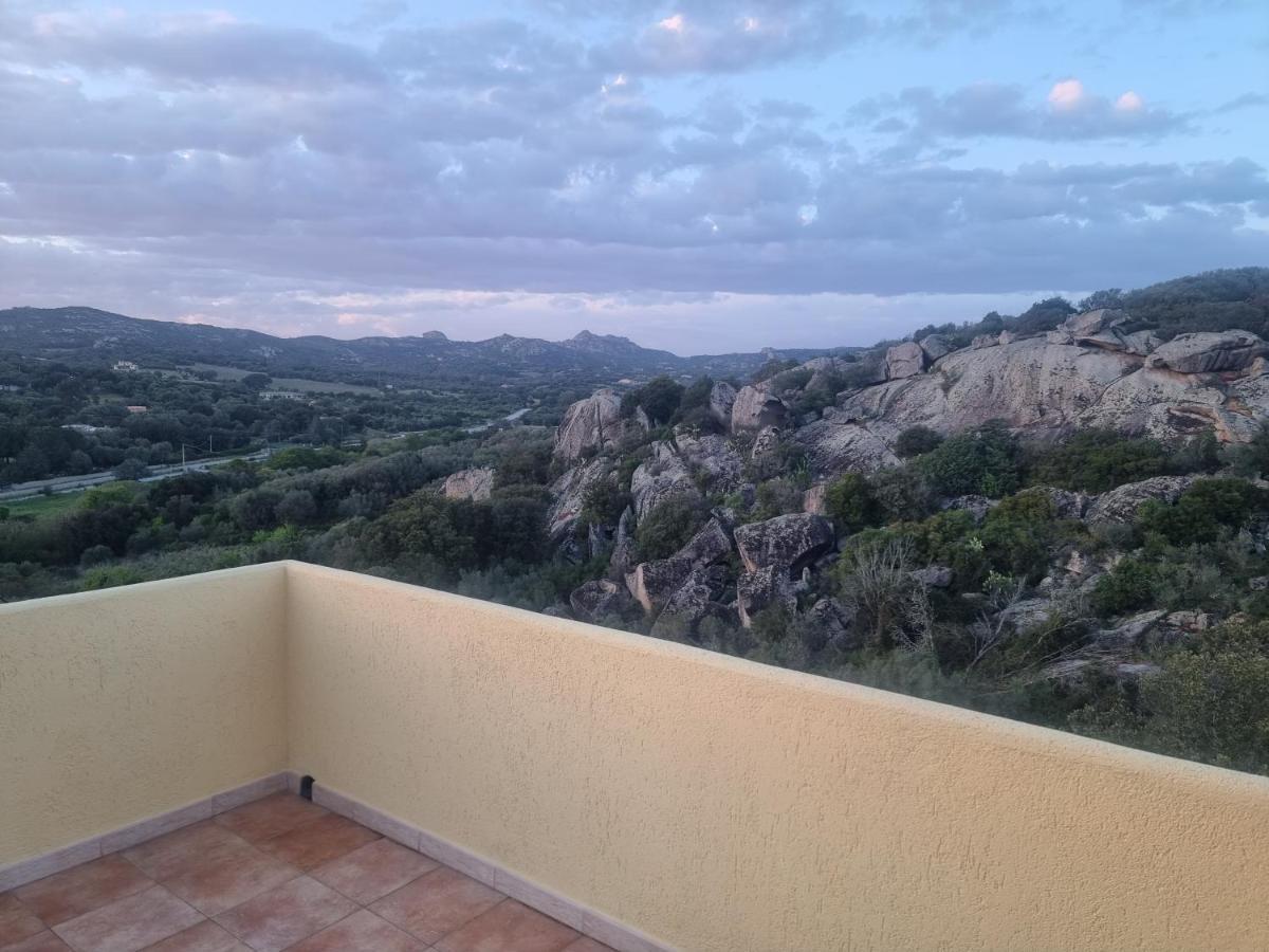 Appartamento Monte Mare Arzachena Εξωτερικό φωτογραφία